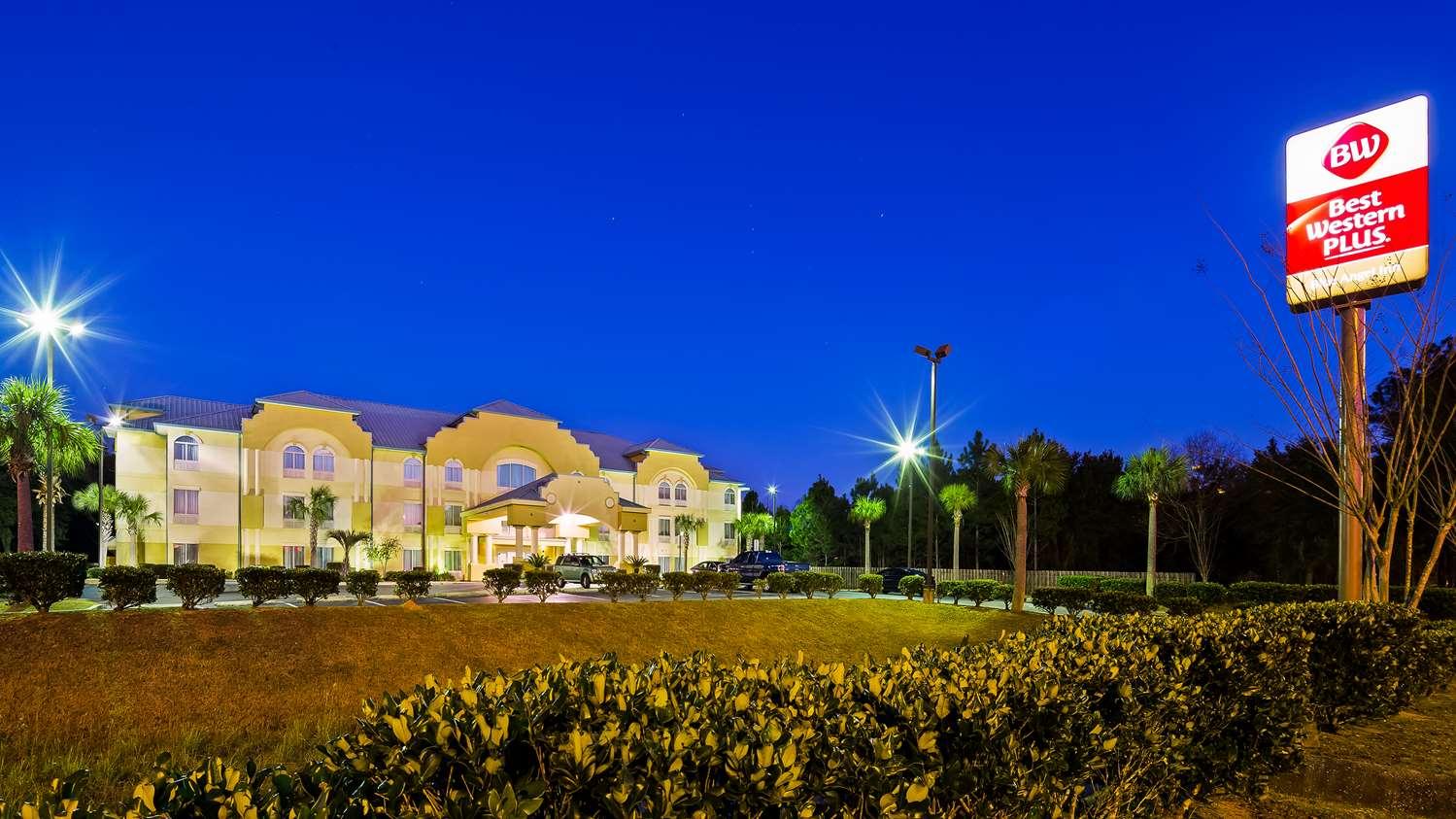 Best Western Plus Blue Angel Inn Ferry Pass Exterior photo