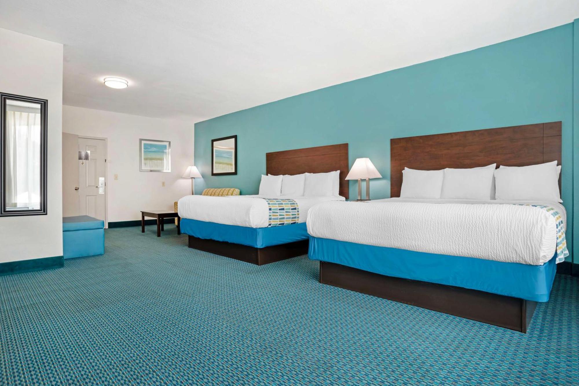 Best Western Plus Blue Angel Inn Ferry Pass Exterior photo